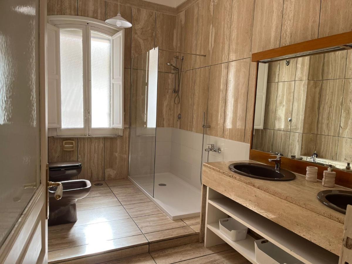 Casa In Centro Con Terrazzo Apartment บารี ภายนอก รูปภาพ