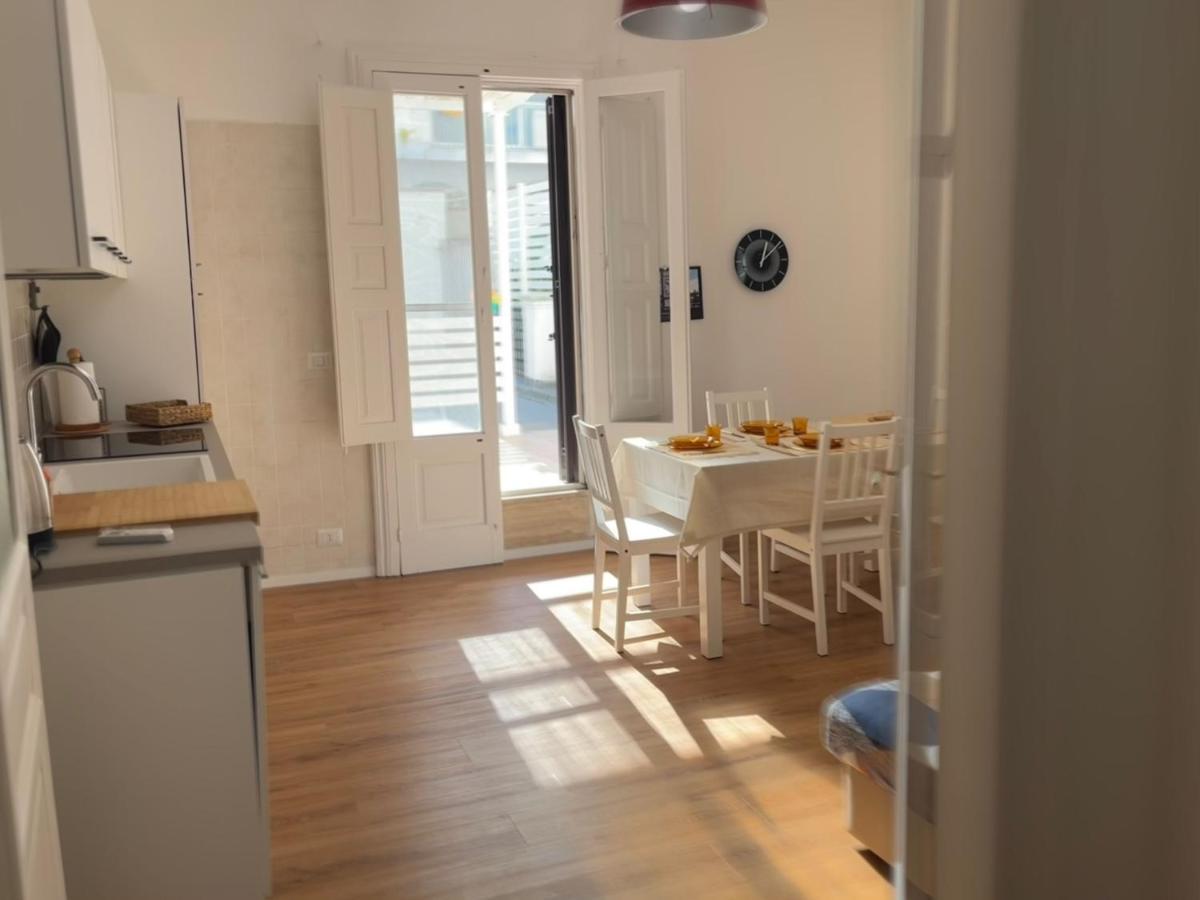 Casa In Centro Con Terrazzo Apartment บารี ภายนอก รูปภาพ